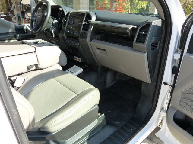 Used 2019 Ford F550 2WD Regular Cab Super Duty image 37