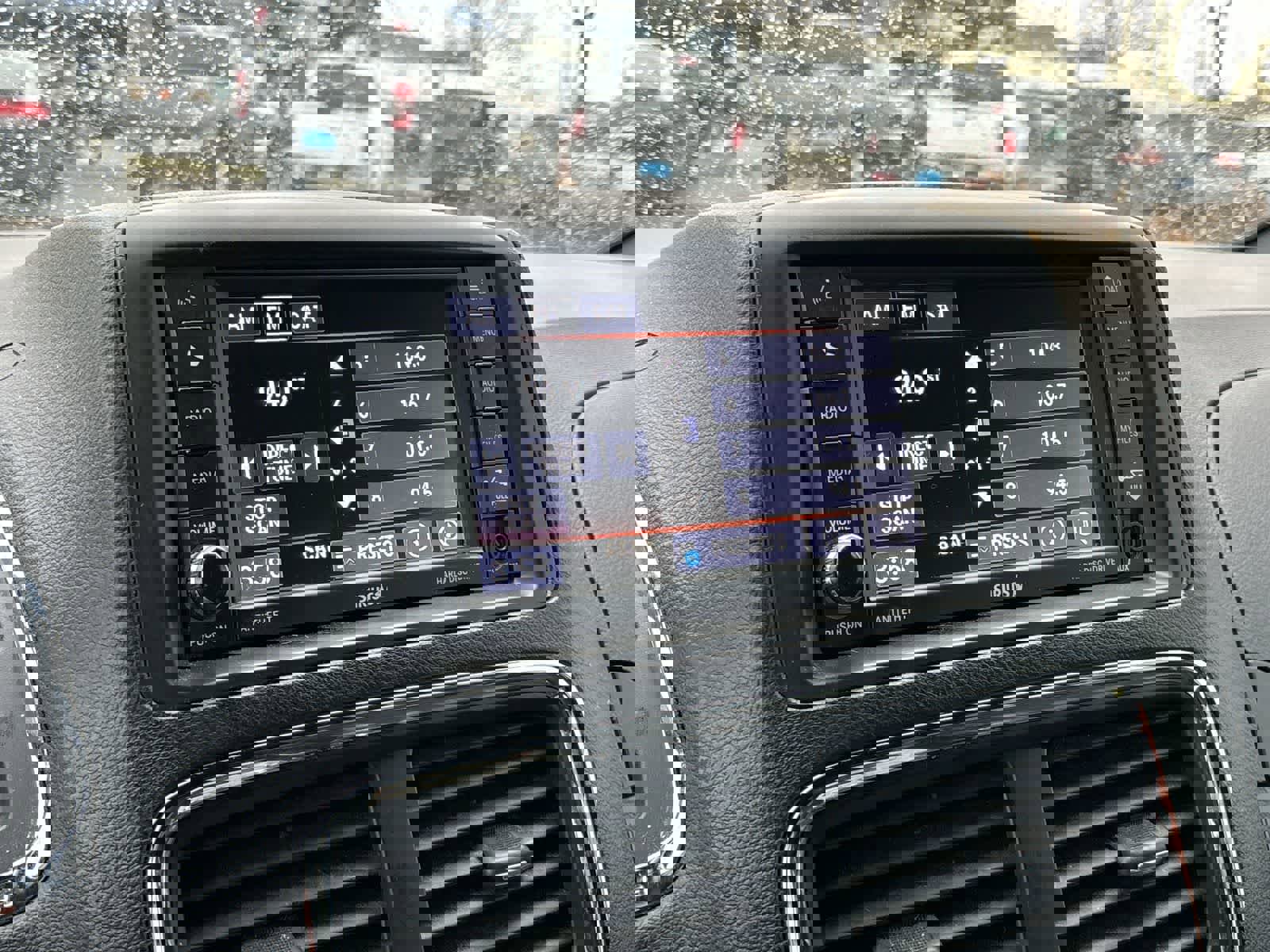 Used 2019 Dodge Grand Caravan SXT image 10