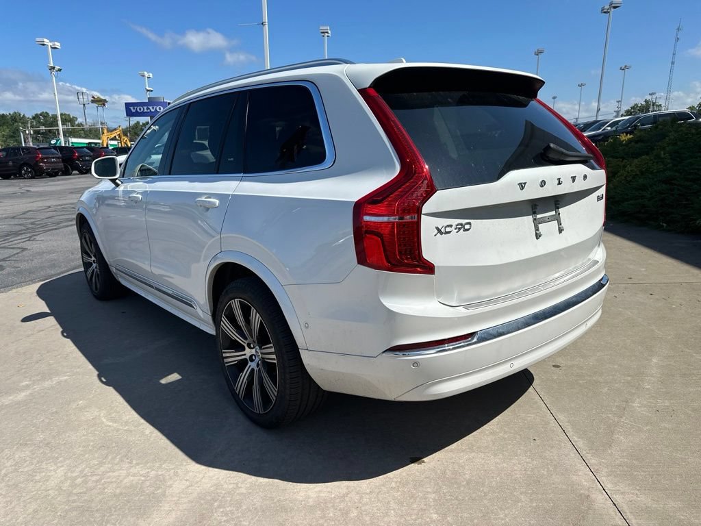 Used 2025 Volvo XC90 B6 Ultra w/ Protection Package Premier AWD/4WD image 7