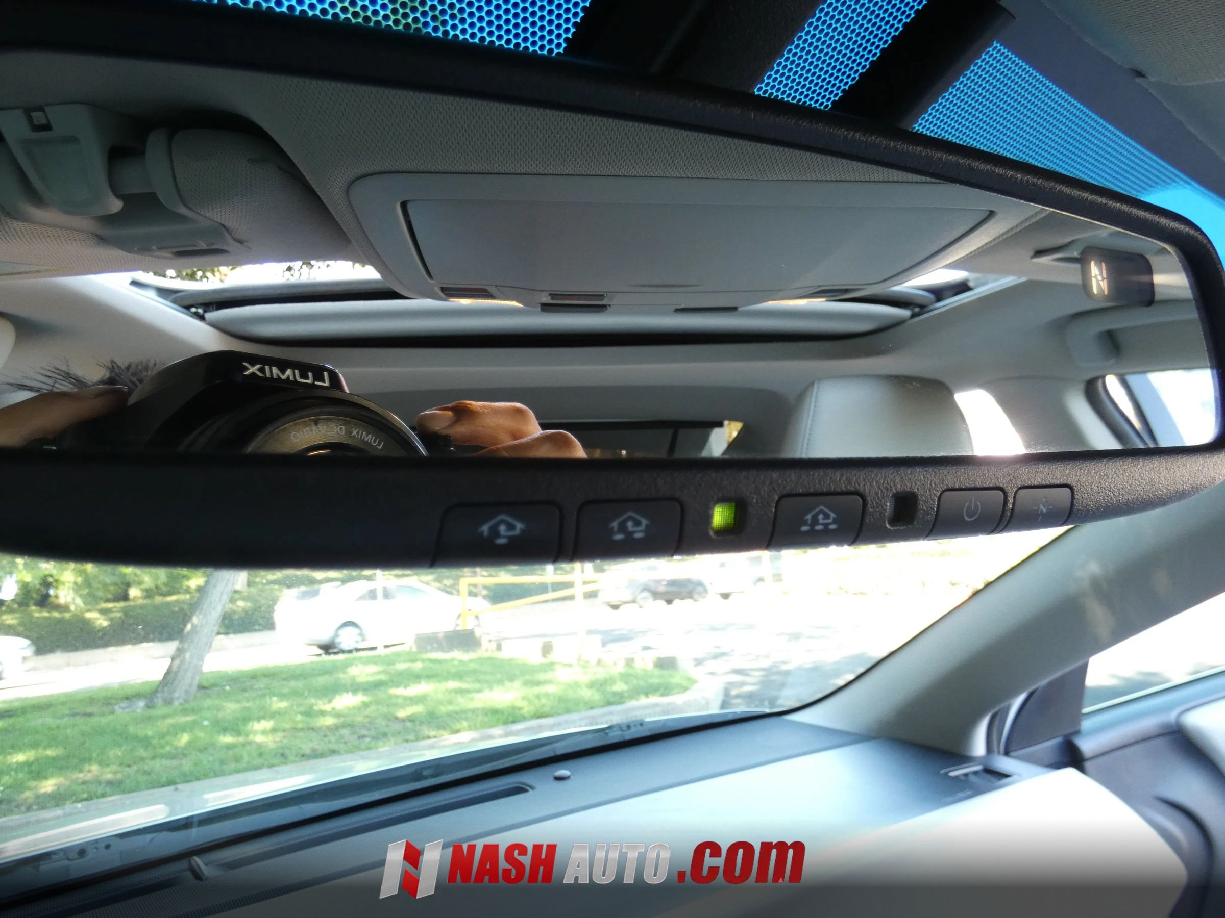 Used 2014 Toyota Avalon Limited FWD image 69