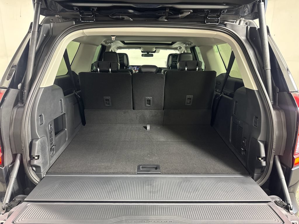 New 2026 Ford Expedition Max Platinum w/ Driver's Package AWD/4WD image 28