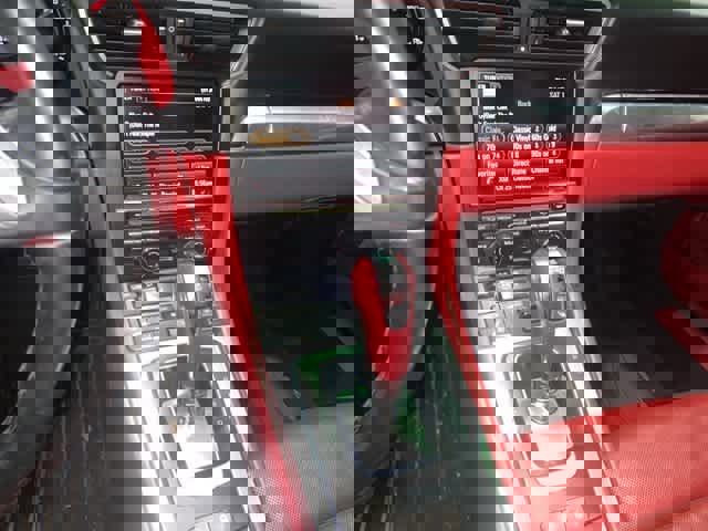 Used 2014 Porsche 911 Carrera 4S image 8