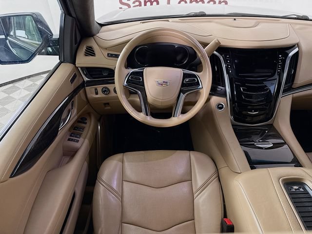 Used 2019 Cadillac Escalade ESV Platinum AWD/4WD image 24