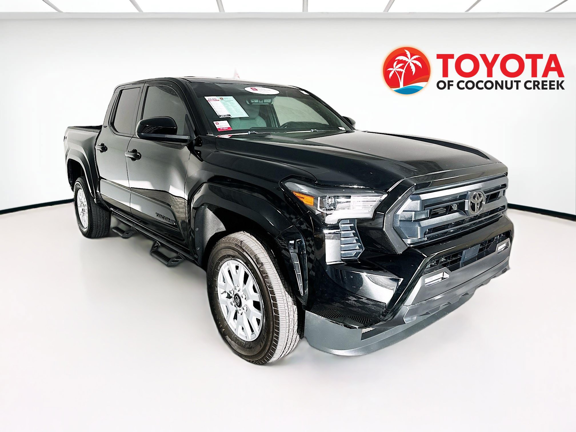 Certified 2024 Toyota Tacoma SR5 AWD/4WD image 1