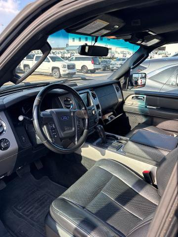 Certified 2017 Ford Expedition XLT w/ Equipment Group 202A AWD/4WD image 5