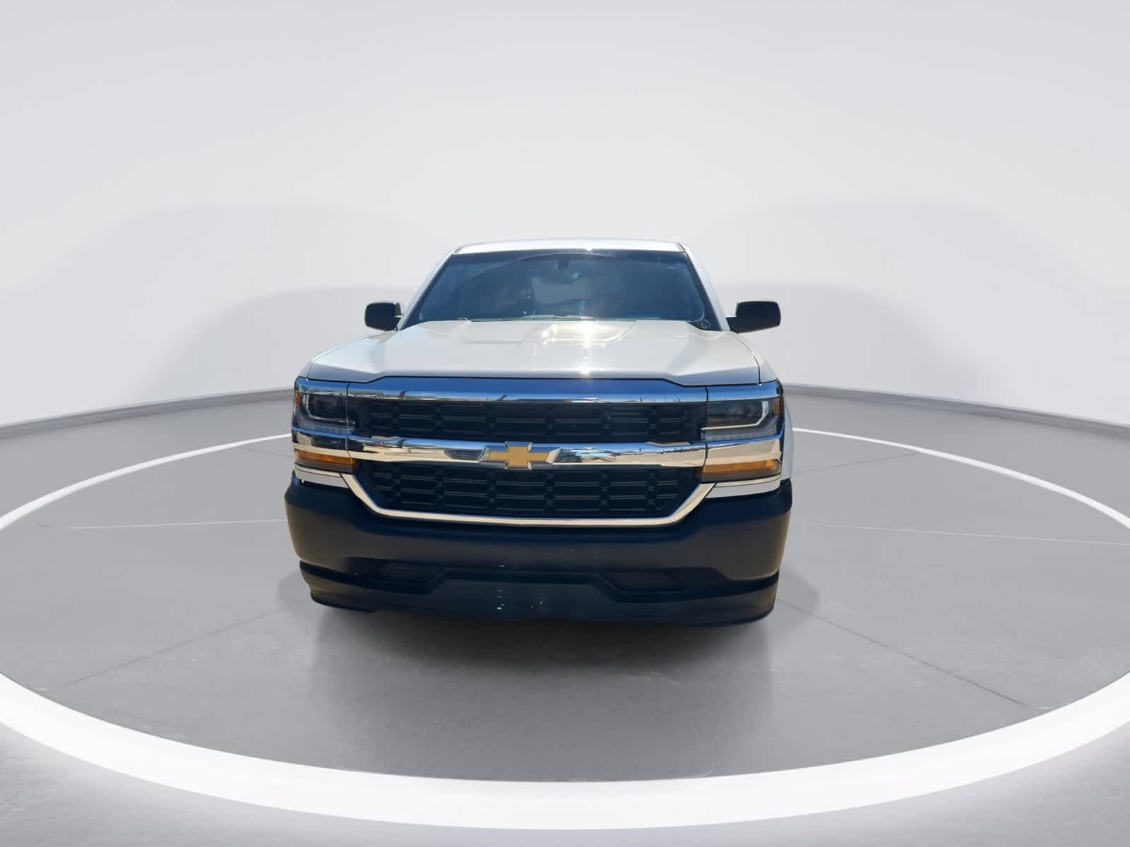Used 2019 Chevrolet Silverado 1500 W/T w/ WT Convenience Package RWD image 3