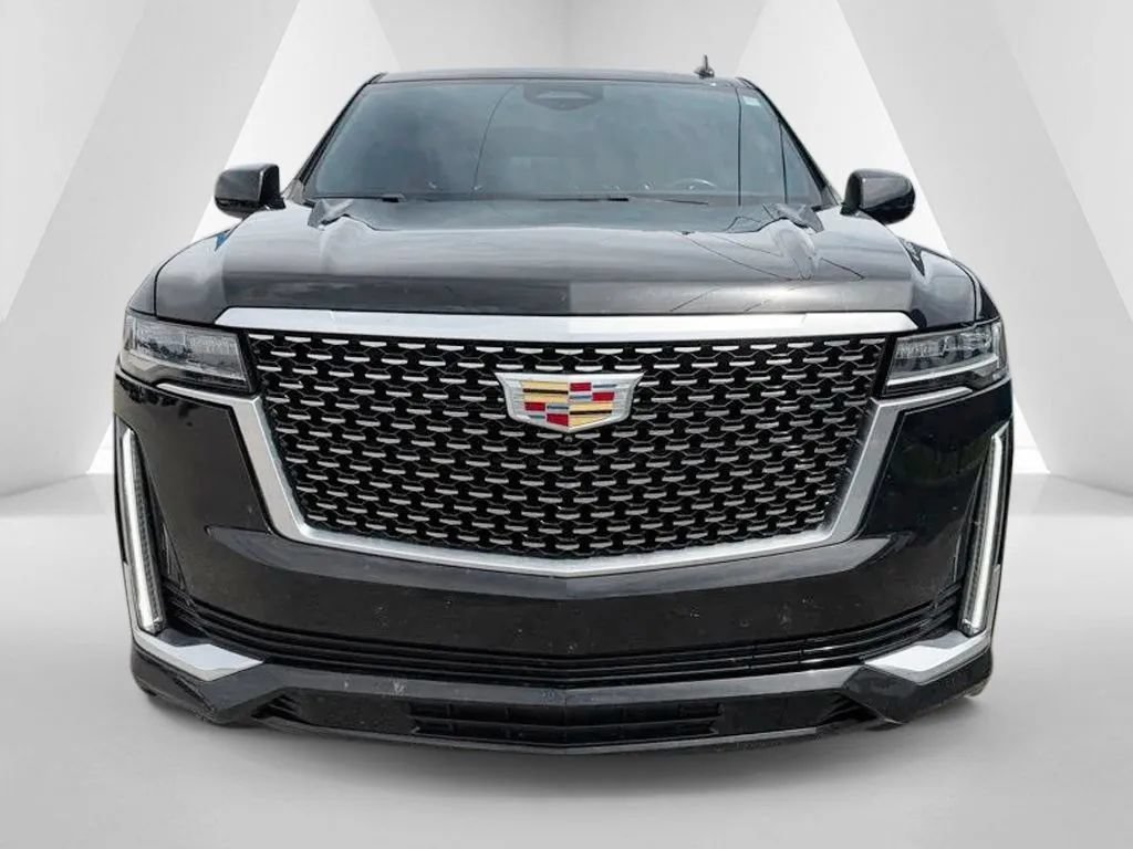 Used 2023 Cadillac Escalade Premium Luxury AWD/4WD image 2