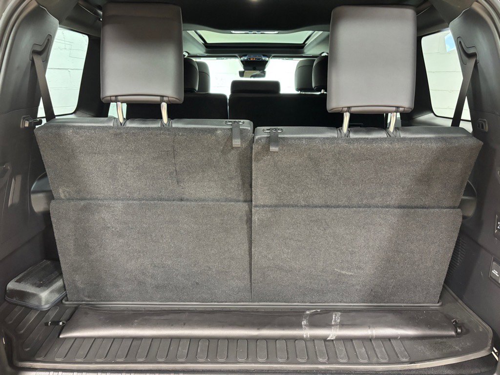 Used 2024 Lexus GX 550 image 44