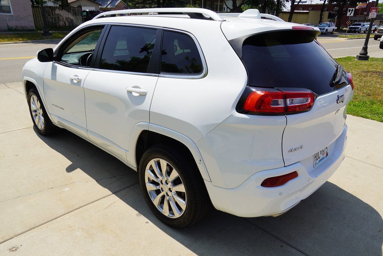Used 2018 Jeep Cherokee Overland AWD/4WD image 9