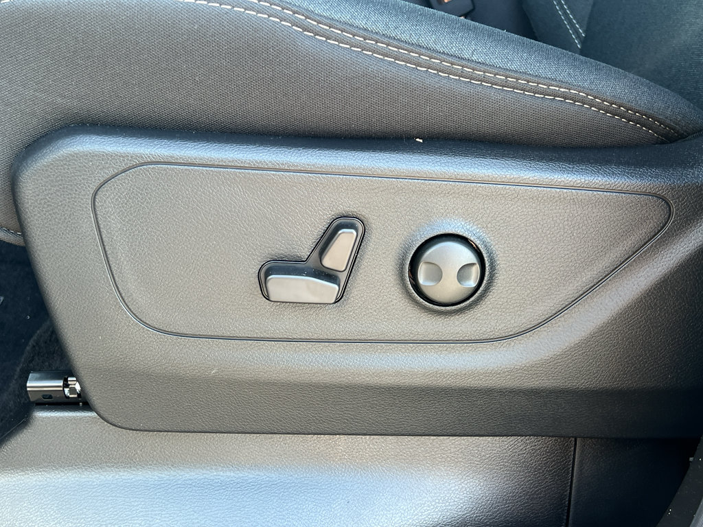 New 2026 RAM 1500 Big Horn w/ Night Edition AWD/4WD image 15