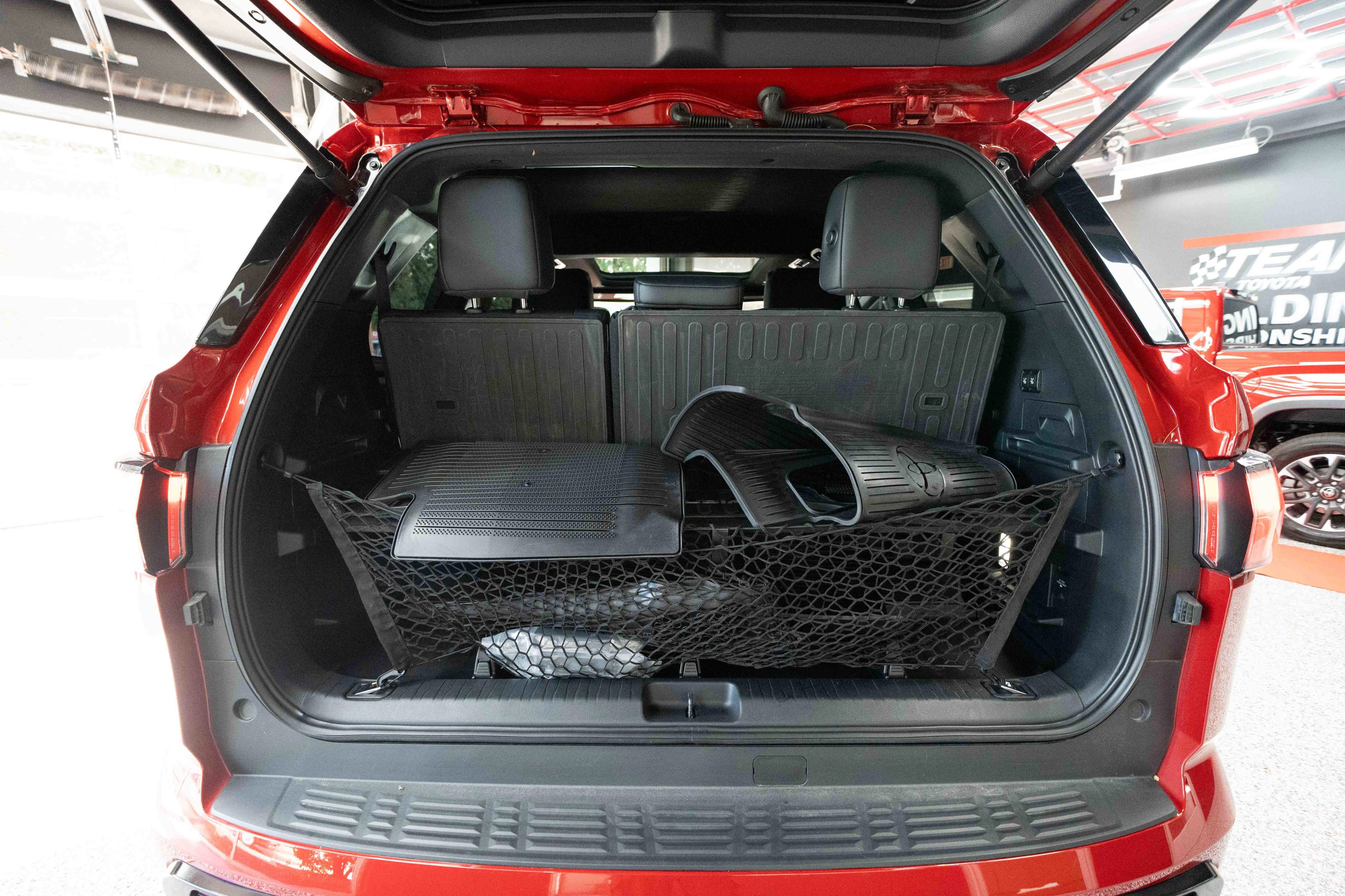 Used 2025 Toyota Sequoia Limited w/ Tow Technology Package image 28