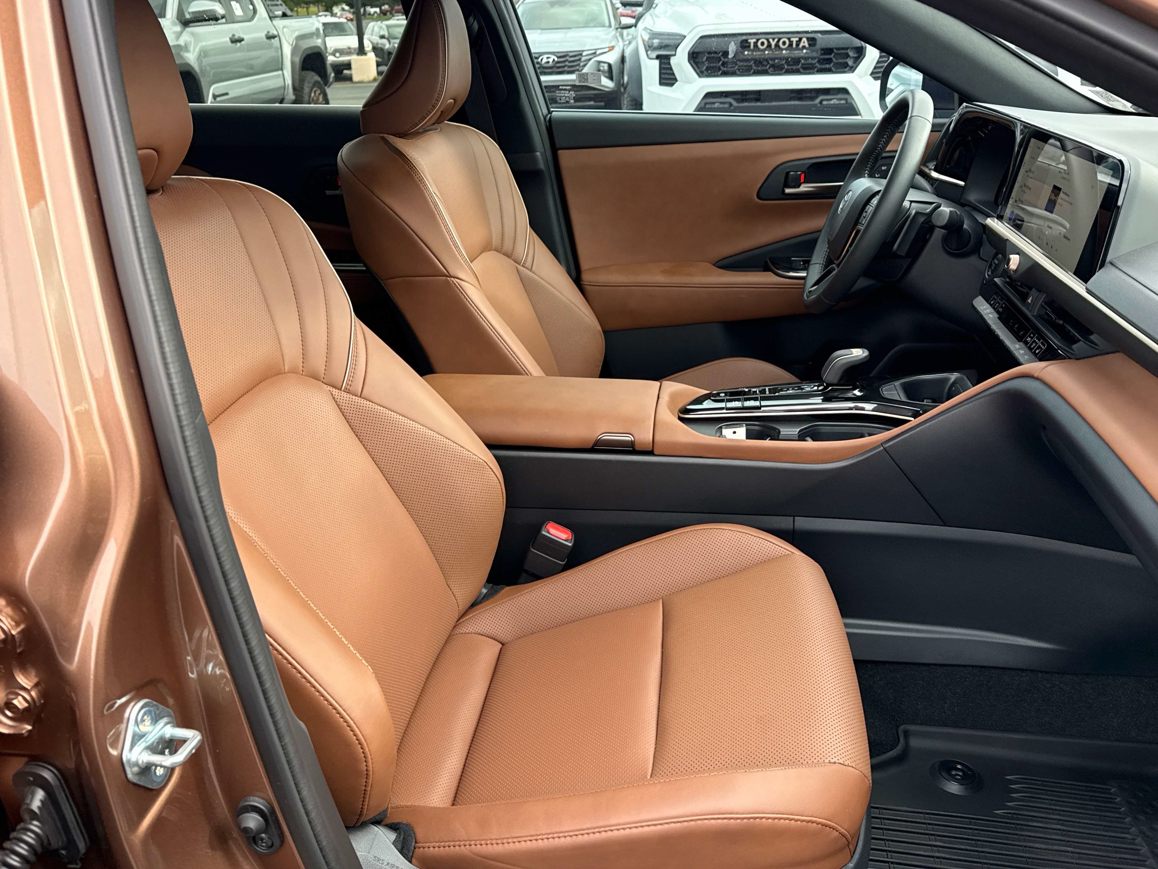 Used 2026 Toyota Crown Signia AWD/4WD image 17