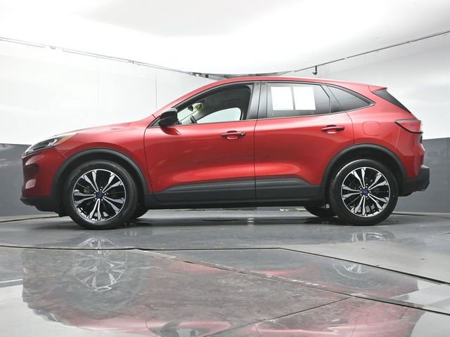 Used 2022 Ford Escape SE w/ SE Sport Appearance Package FWD image 34