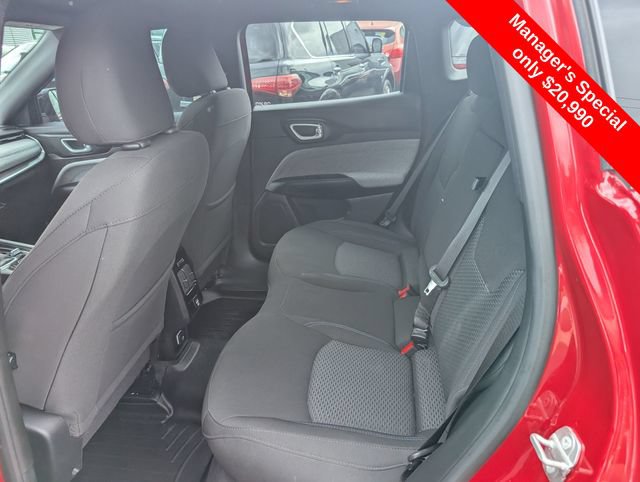 Used 2024 Jeep Compass Sport AWD/4WD image 9