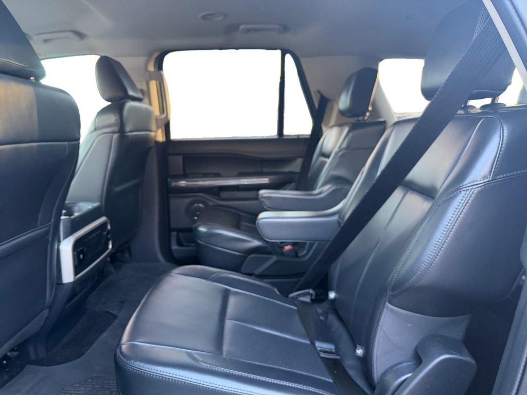 Used 2022 Ford Expedition Max XLT image 13