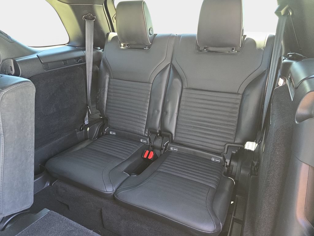 Used 2020 Land Rover Discovery HSE AWD/4WD image 16