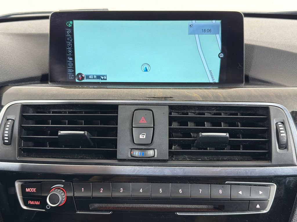 Used 2016 BMW 328i xDrive Sedan AWD/4WD image 3