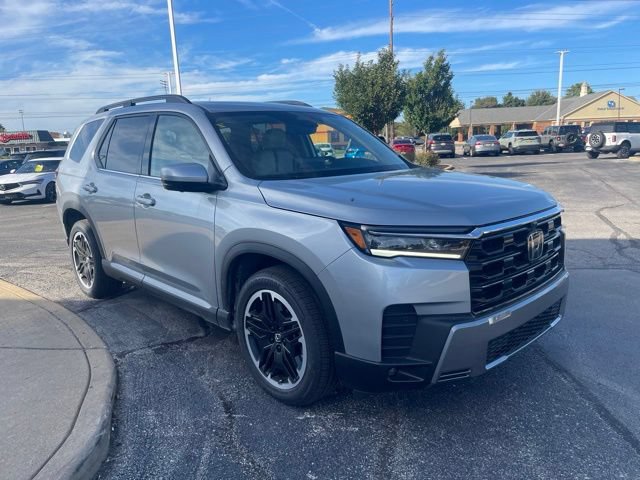 New 2026 Honda Pilot Touring image 4