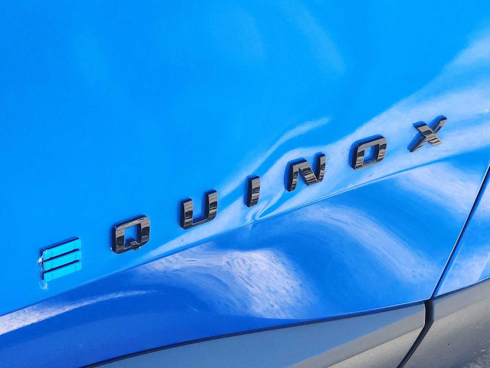 Used 2025 Chevrolet Equinox EV LT FWD image 23
