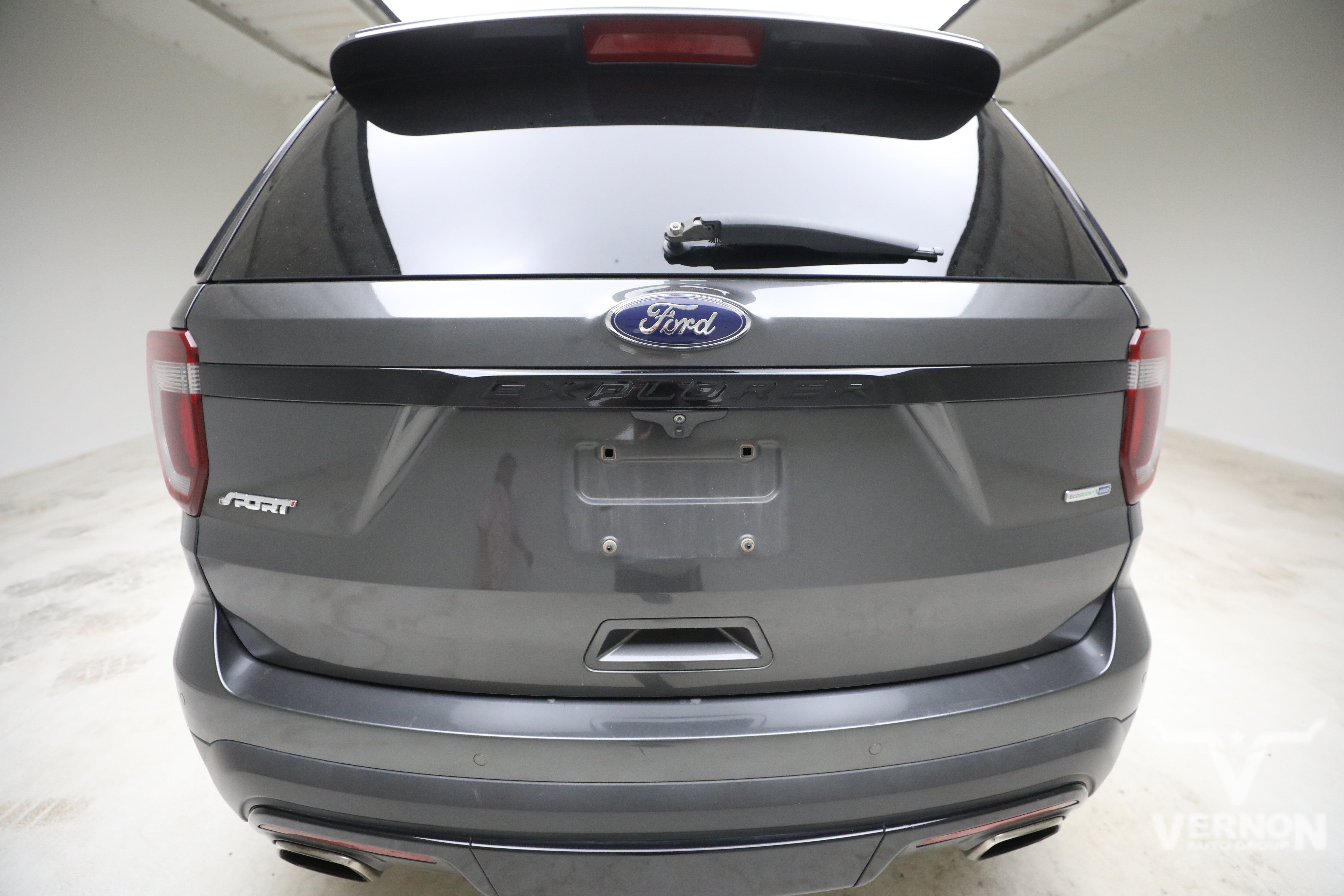 Used 2017 Ford Explorer Sport AWD/4WD image 3
