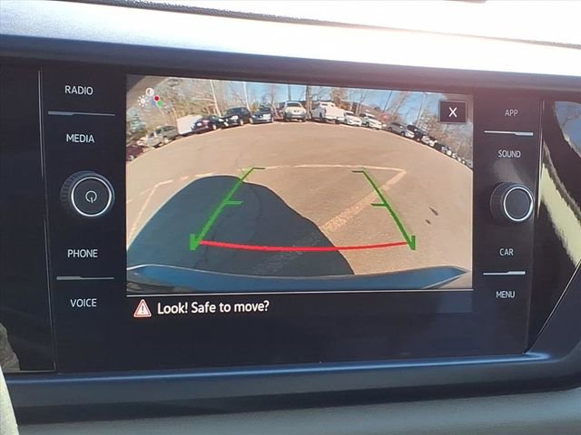 Used 2022 Volkswagen Taos SE w/ Panoramic Sunroof Package image 18