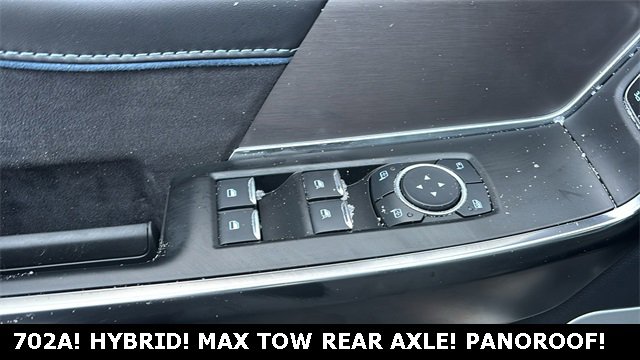 New 2025 Ford F150 Platinum w/ Equipment Group 702A High image 24