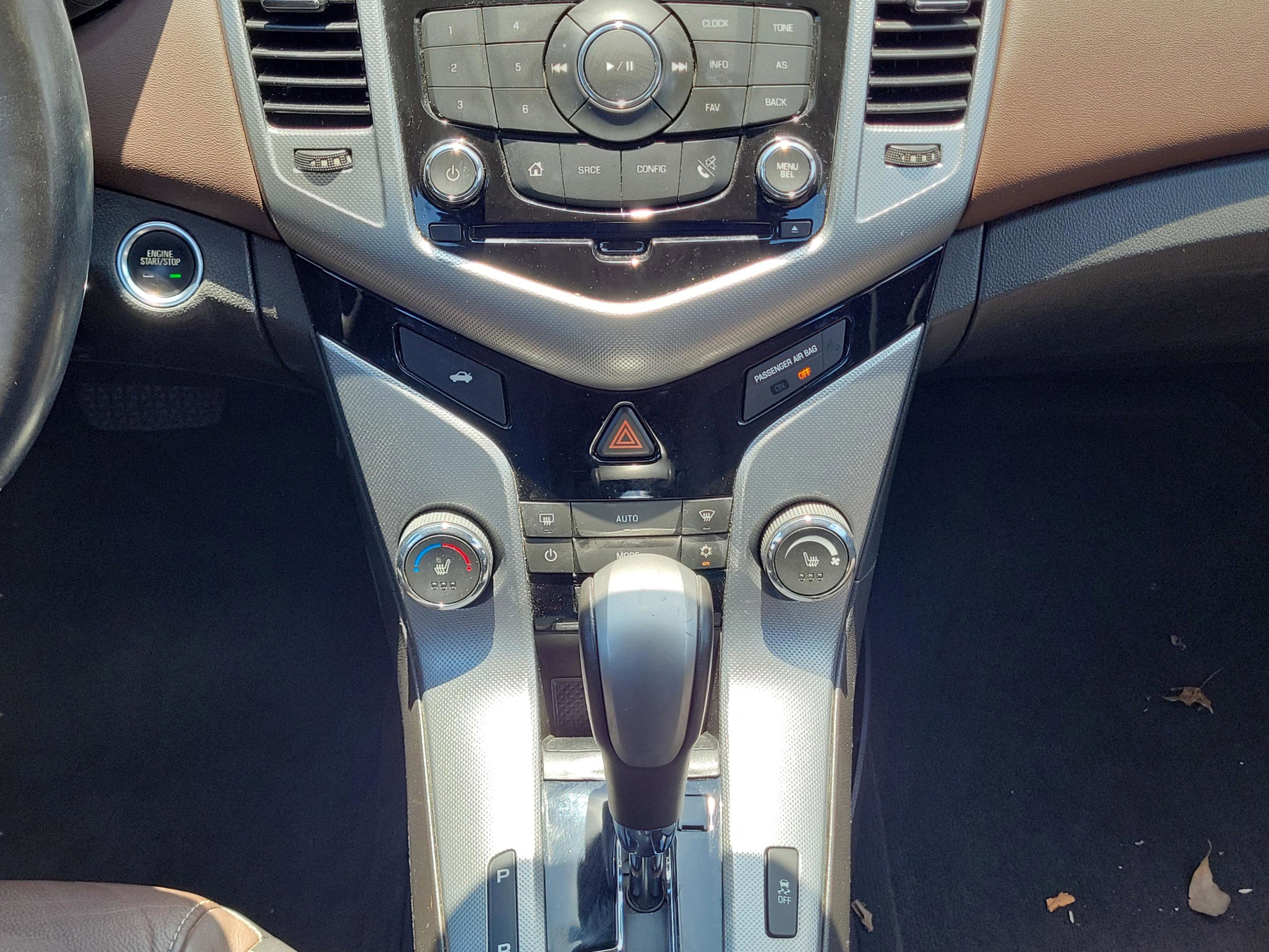 Used 2015 Chevrolet Cruze LTZ w/ Sun, Sound and Sport Package FWD image 15