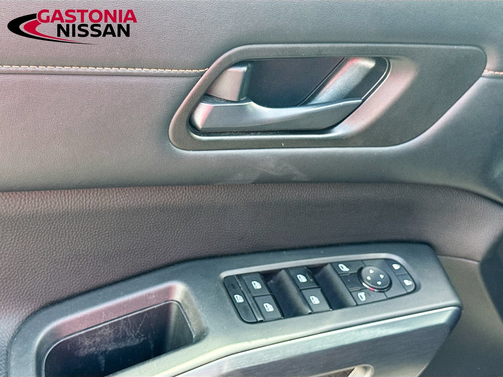 Used 2024 Nissan Pathfinder Rock Creek AWD/4WD image 22