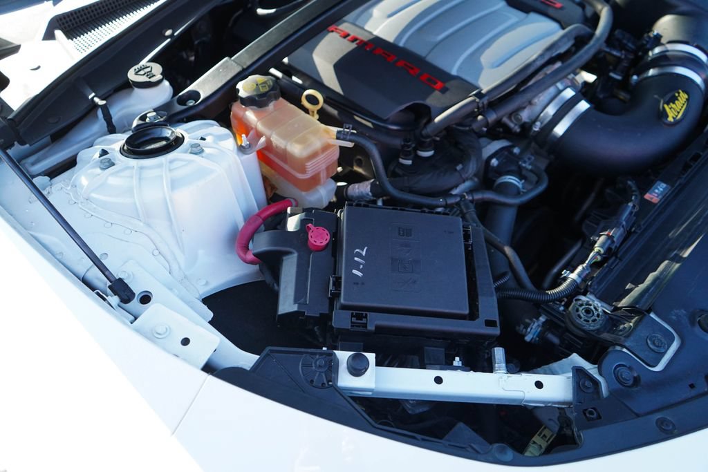 Used 2017 Chevrolet Camaro SS RWD image 38