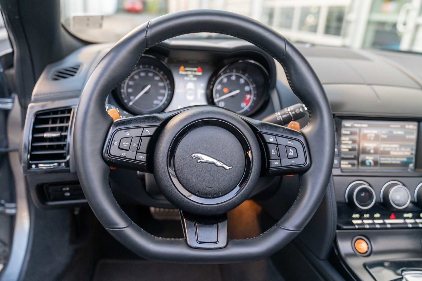 Used 2014 Jaguar F-TYPE S RWD image 14