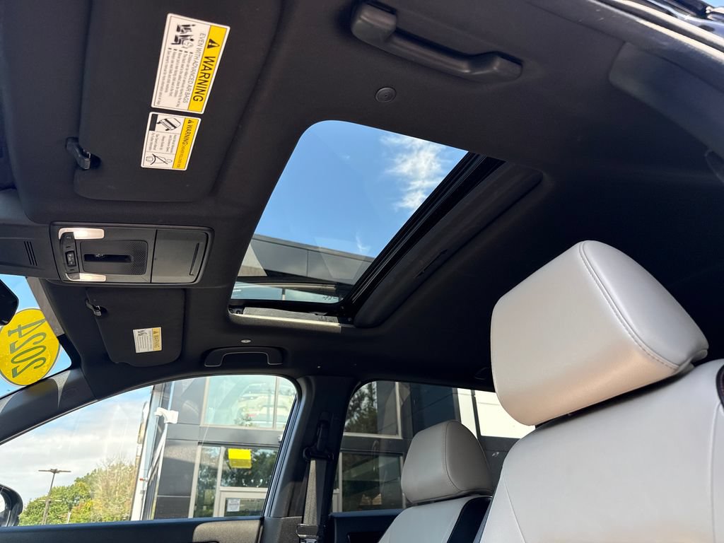 Used 2024 Honda CR-V Sport Touring image 19