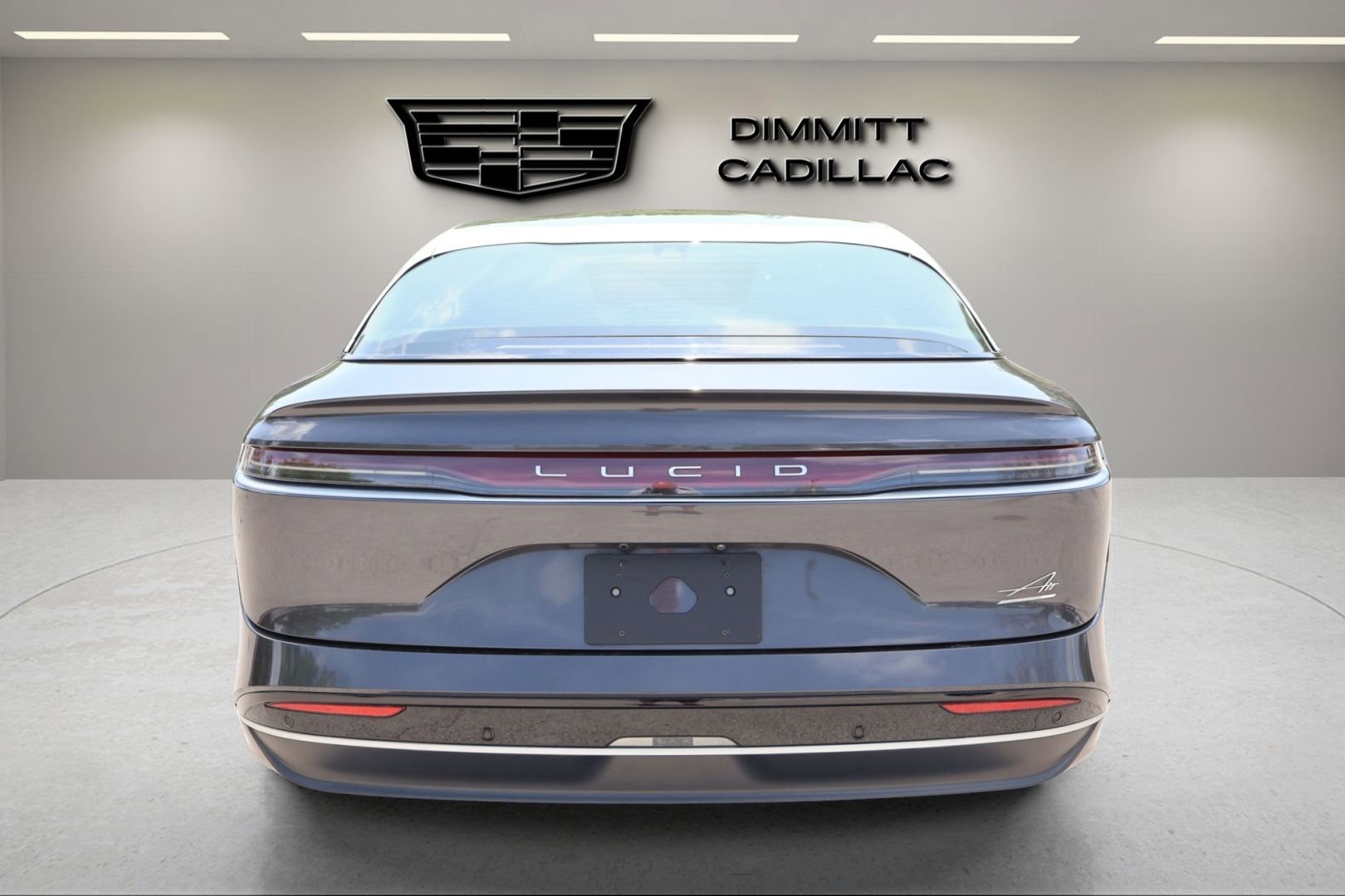 Used 2022 Lucid Air Grand Touring image 4