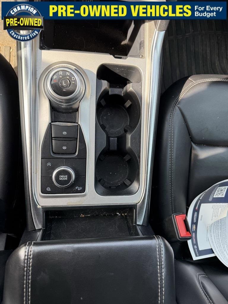 Used 2021 Ford Explorer XLT w/ Equipment Group 202A image 13