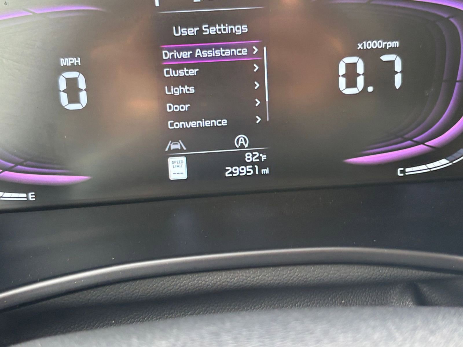 Used 2025 Kia Soul LX w/ LX Technology Package FWD image 38