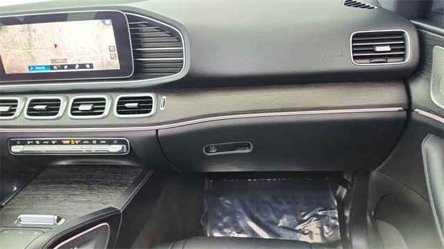 Used 2023 Mercedes-Benz GLE 450 4MATIC w/ AMG Line Exterior image 37