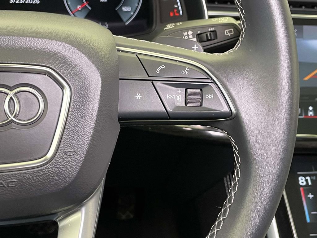 Certified 2025 Audi Q7 3.0T Premium Plus image 42