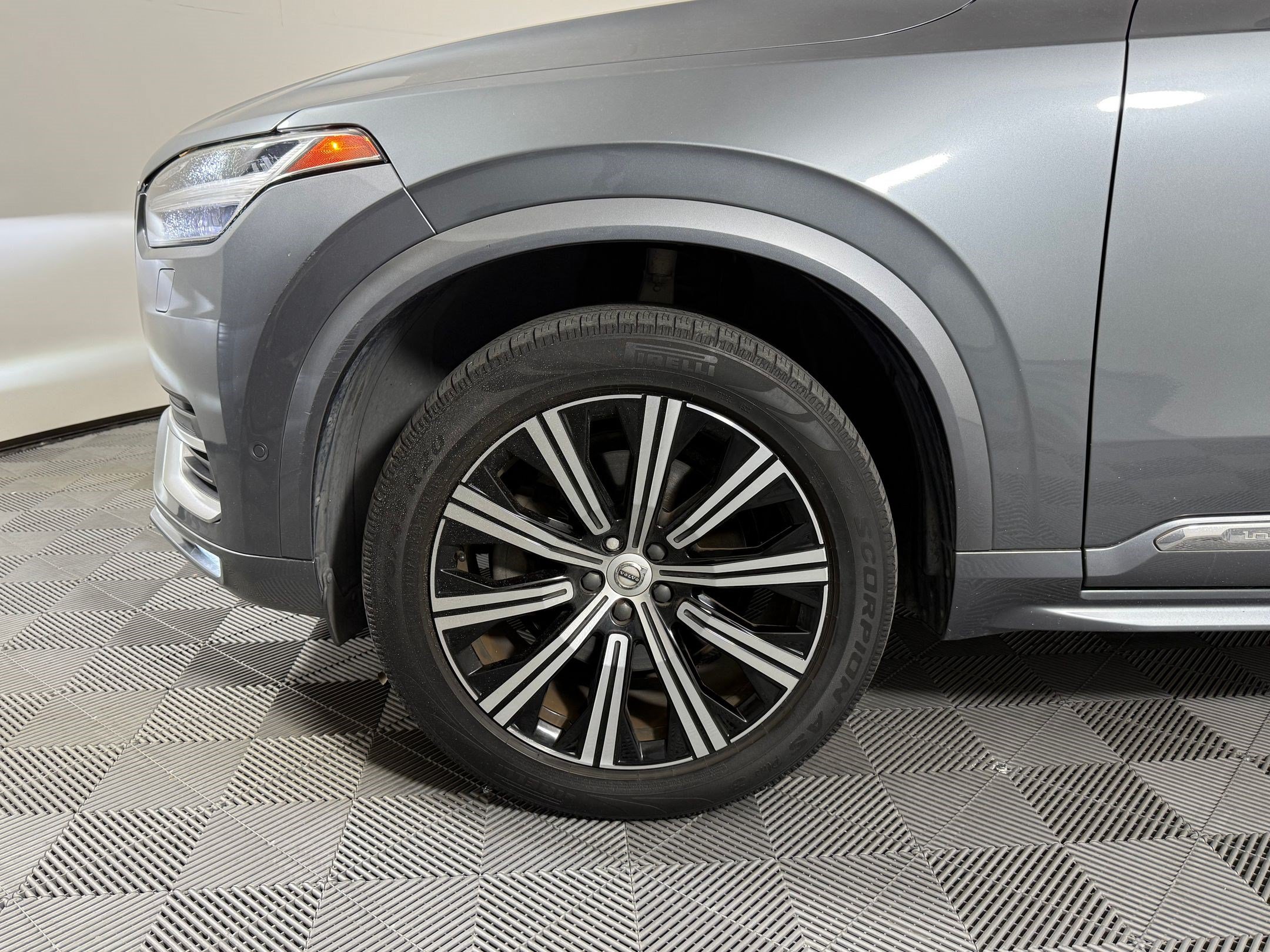 Used 2020 Volvo XC90 T6 Inscription AWD/4WD image 12