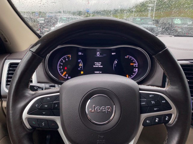 Used 2019 Jeep Grand Cherokee Overland AWD/4WD image 15
