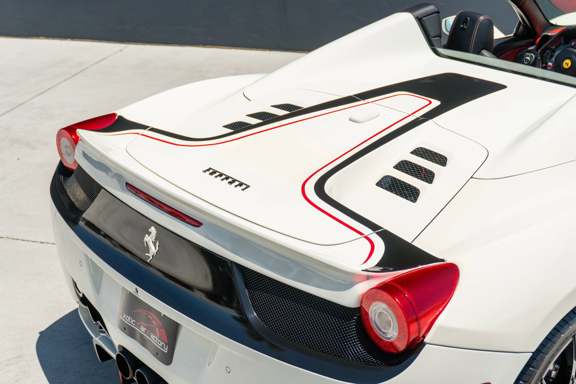 Used 2014 Ferrari 458 Spider RWD image 42