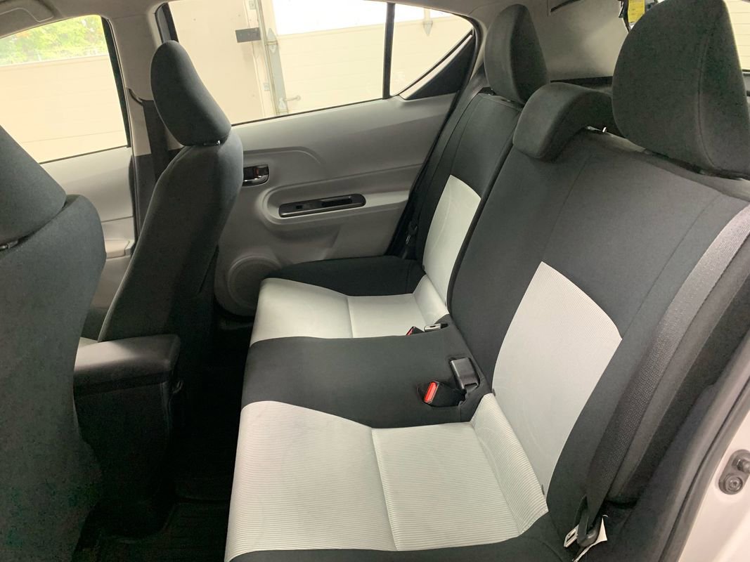 Used 2014 Toyota Prius C Three image 19