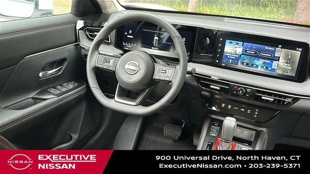 Used 2025 Nissan Kicks SR w/ Interior Electronics Package FWD image 23