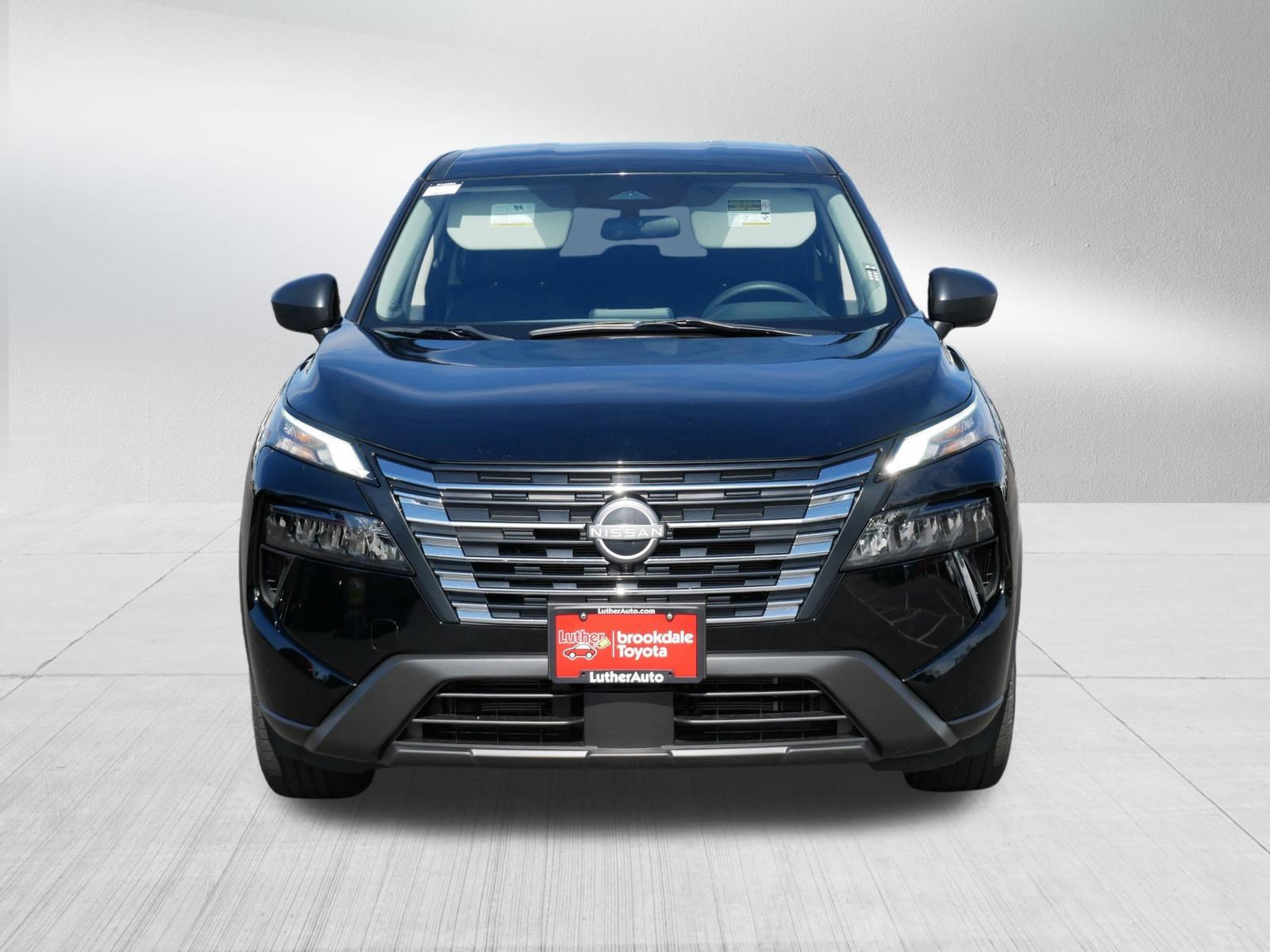 Used 2024 Nissan Rogue S AWD/4WD video 2