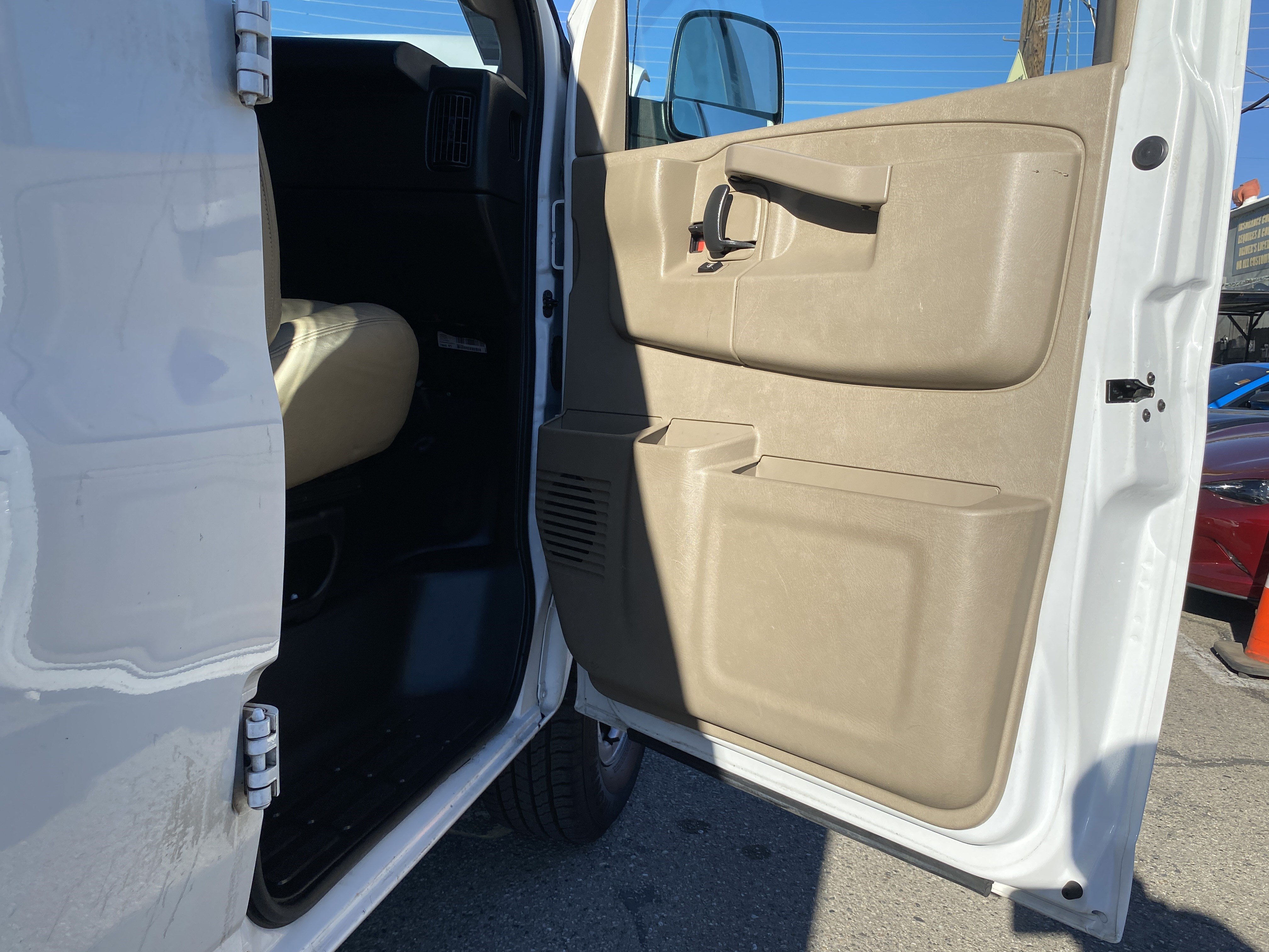 Used 2019 Chevrolet Express 2500 w/ Driver Convenience Package RWD image 26