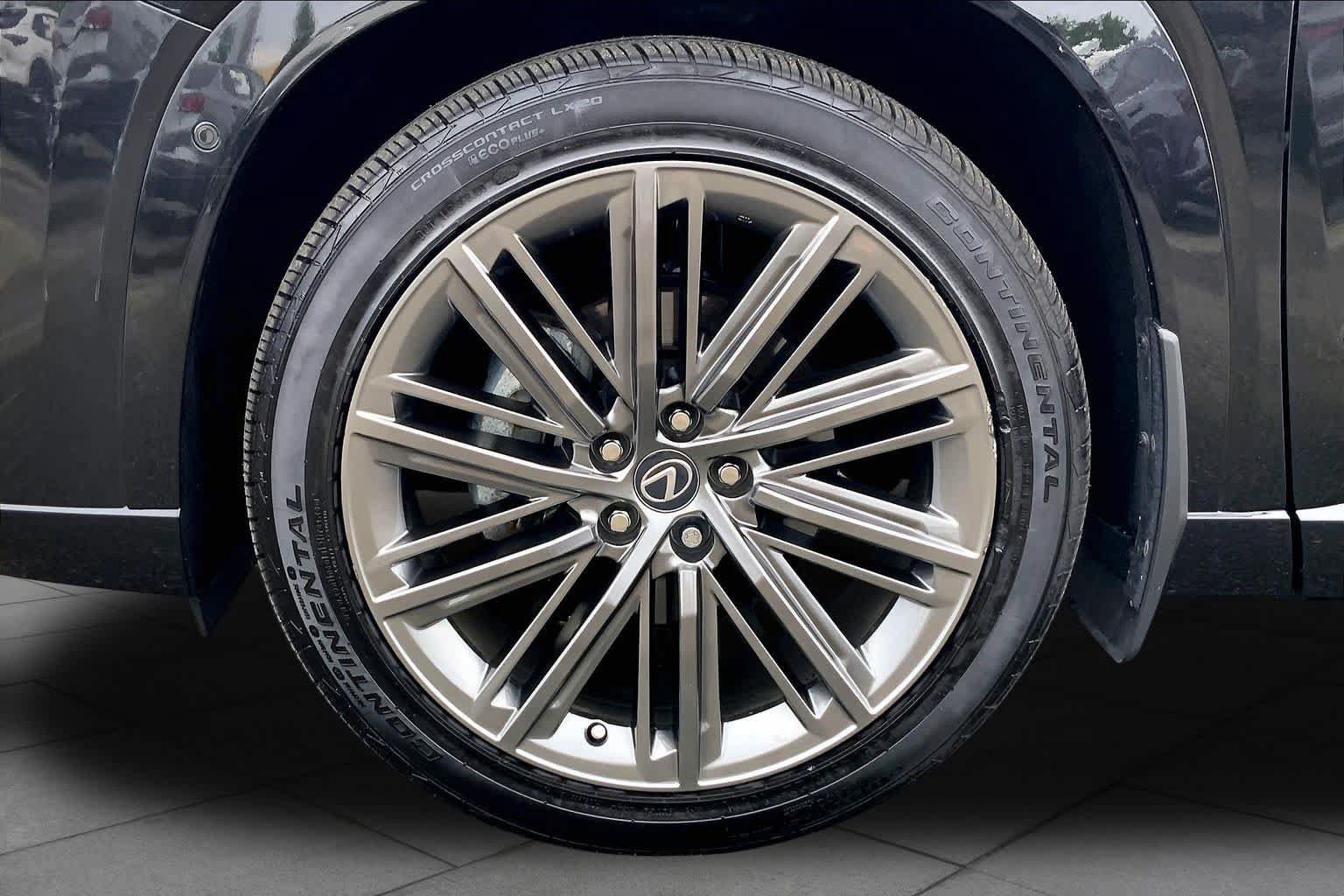 Certified 2025 Lexus TX 350 AWD w/ Technology Package image 11