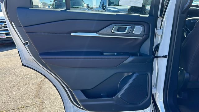 New 2026 Ford Explorer Platinum RWD image 14
