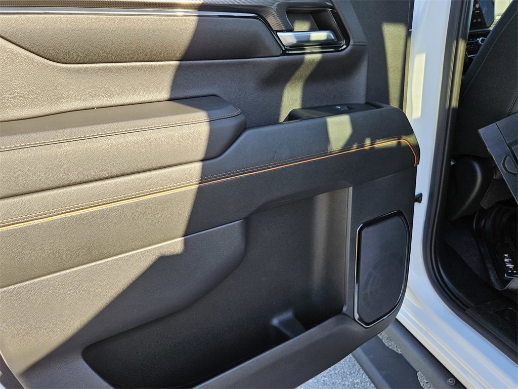Used 2023 GMC Sierra 1500 AT4 w/ AT4 Premium Package image 27