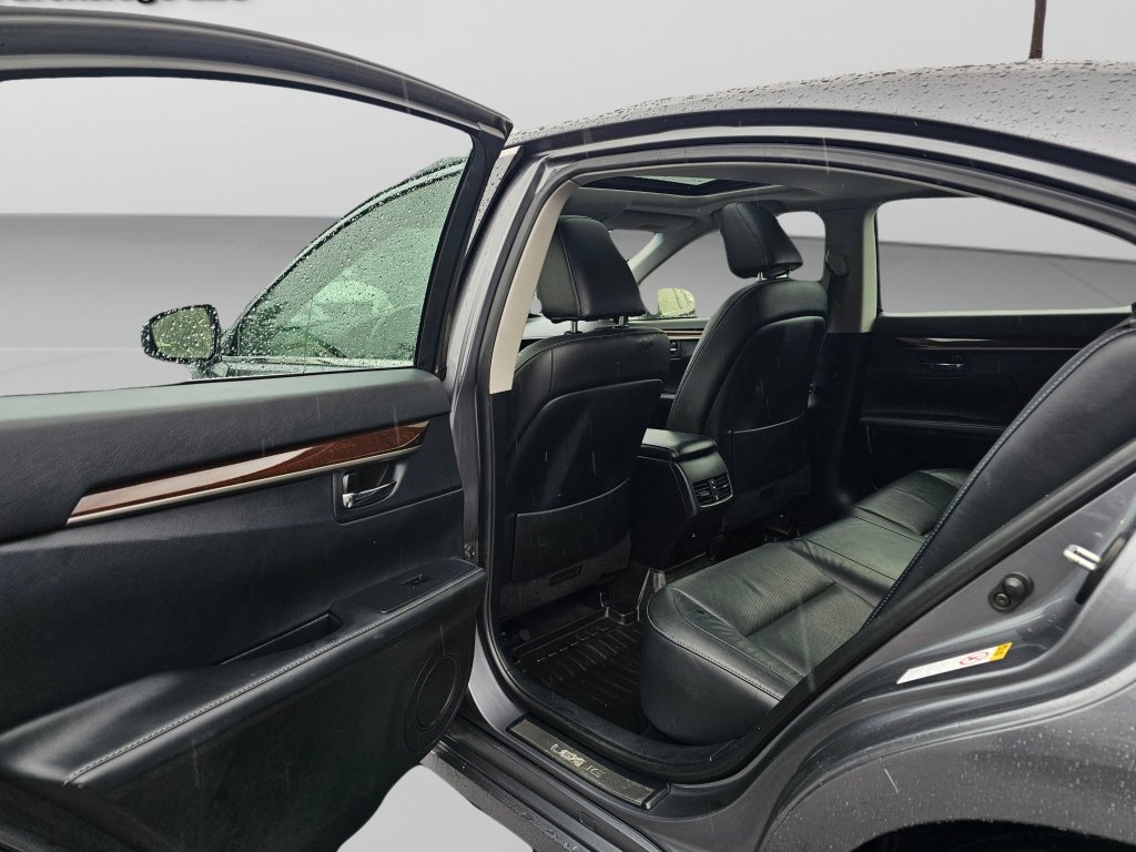 Used 2013 Lexus ES 350 w/ Luxury Pkg image 19