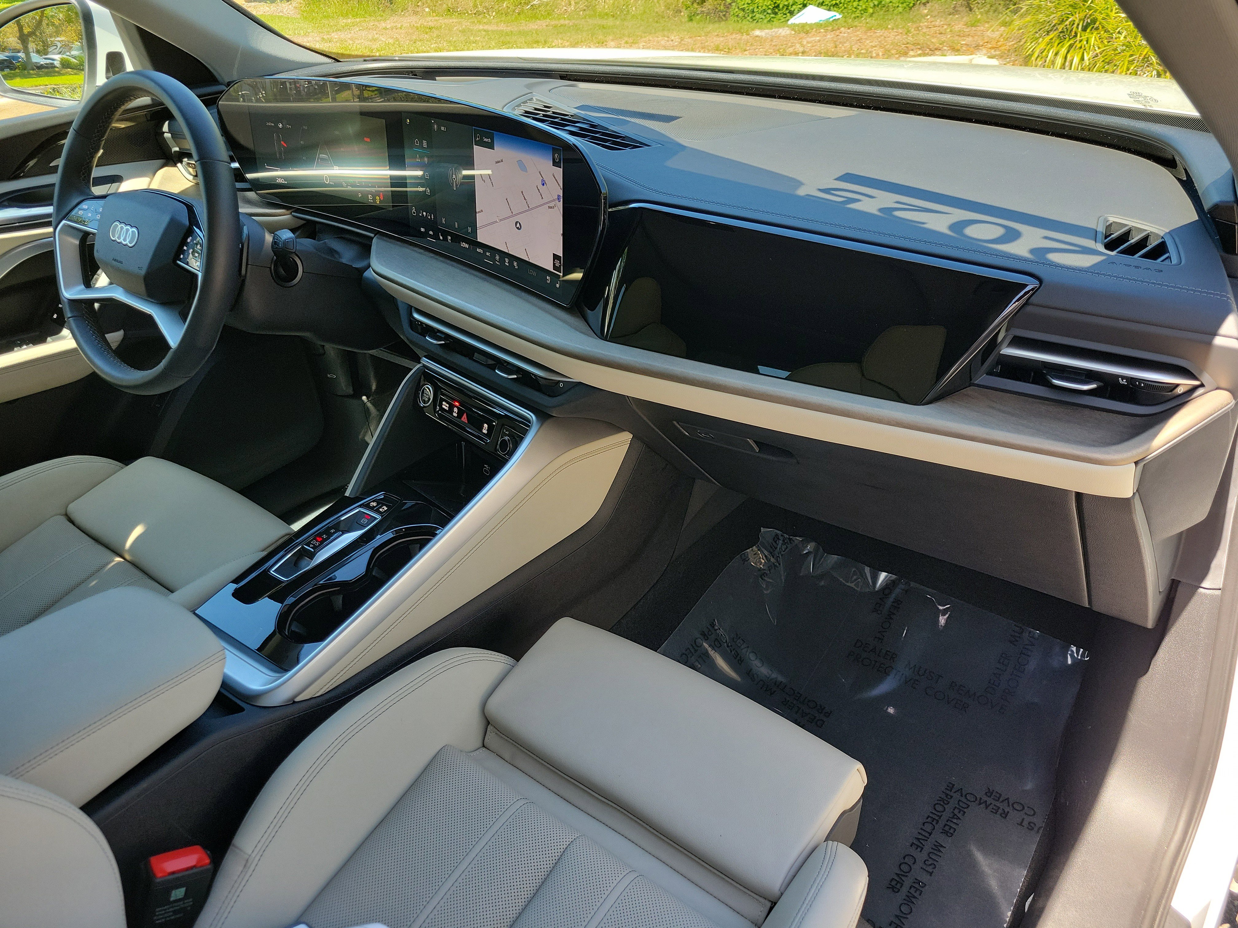 Used 2025 Audi Q5 Premium Plus w/ Premium Plus image 12