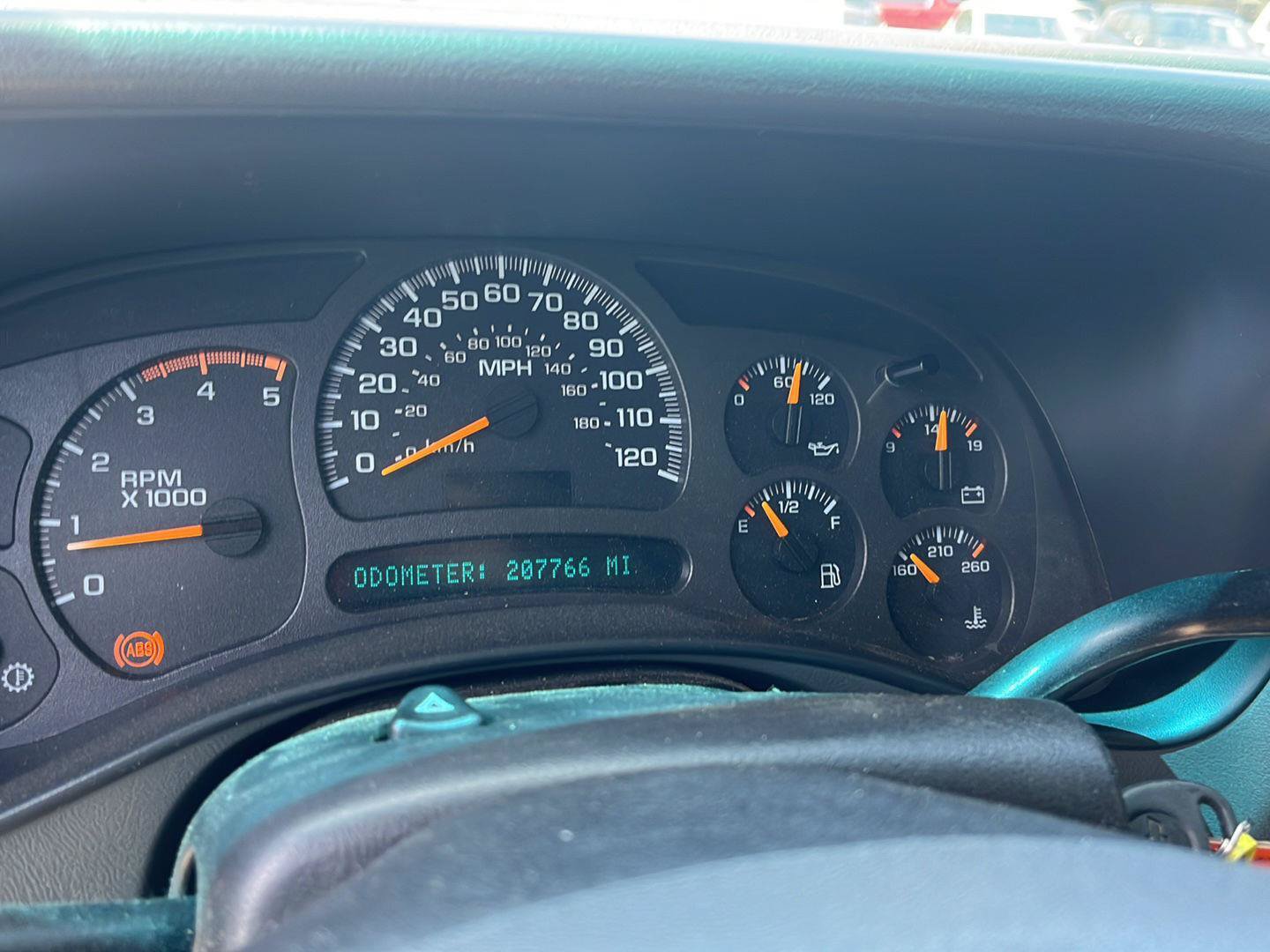 Used 2004 Chevrolet Silverado 2500 LS AWD/4WD image 7