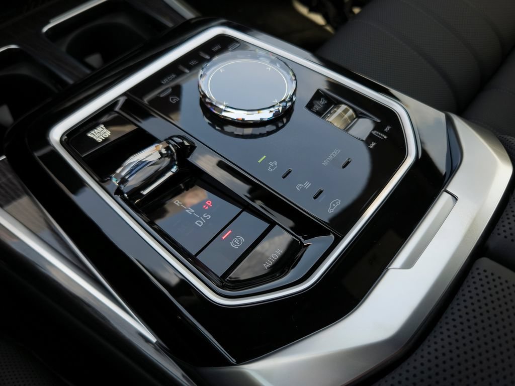 New 2026 BMW 760i xDrive AWD/4WD image 9